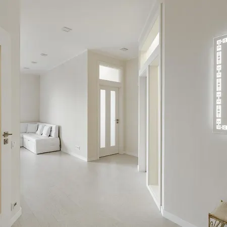 Prestige Plaza Apartment *