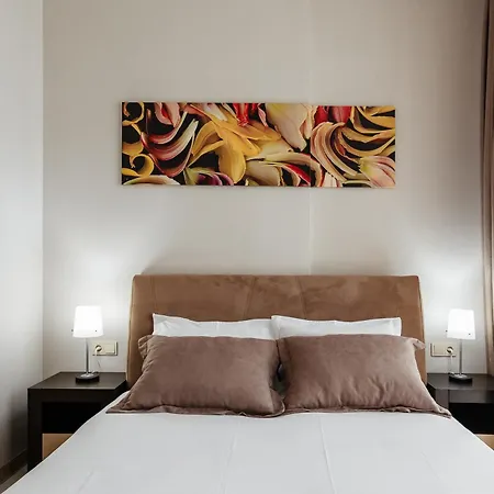 Prestige Plaza Odessza