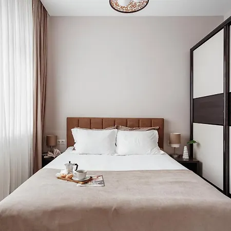 Prestige Plaza Apartment *