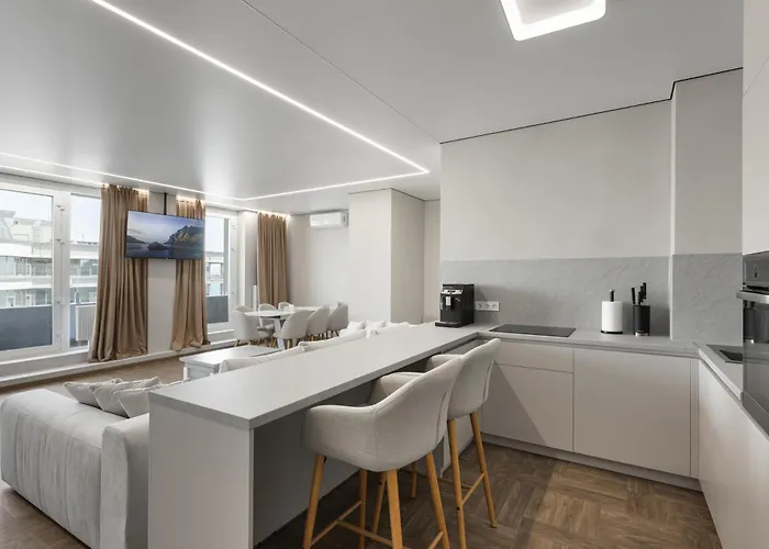 Prestige Plaza * オデッサ